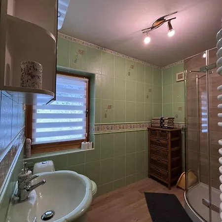 W Jalowcach 度假居