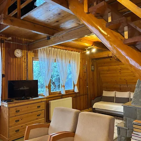 W Jalowcach 度假居 *